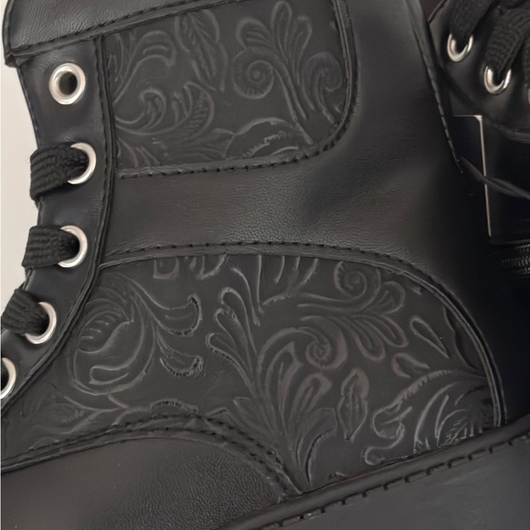 Vince Camuto Black Lace-up with Zipper Boots - Picture 4 of 7
